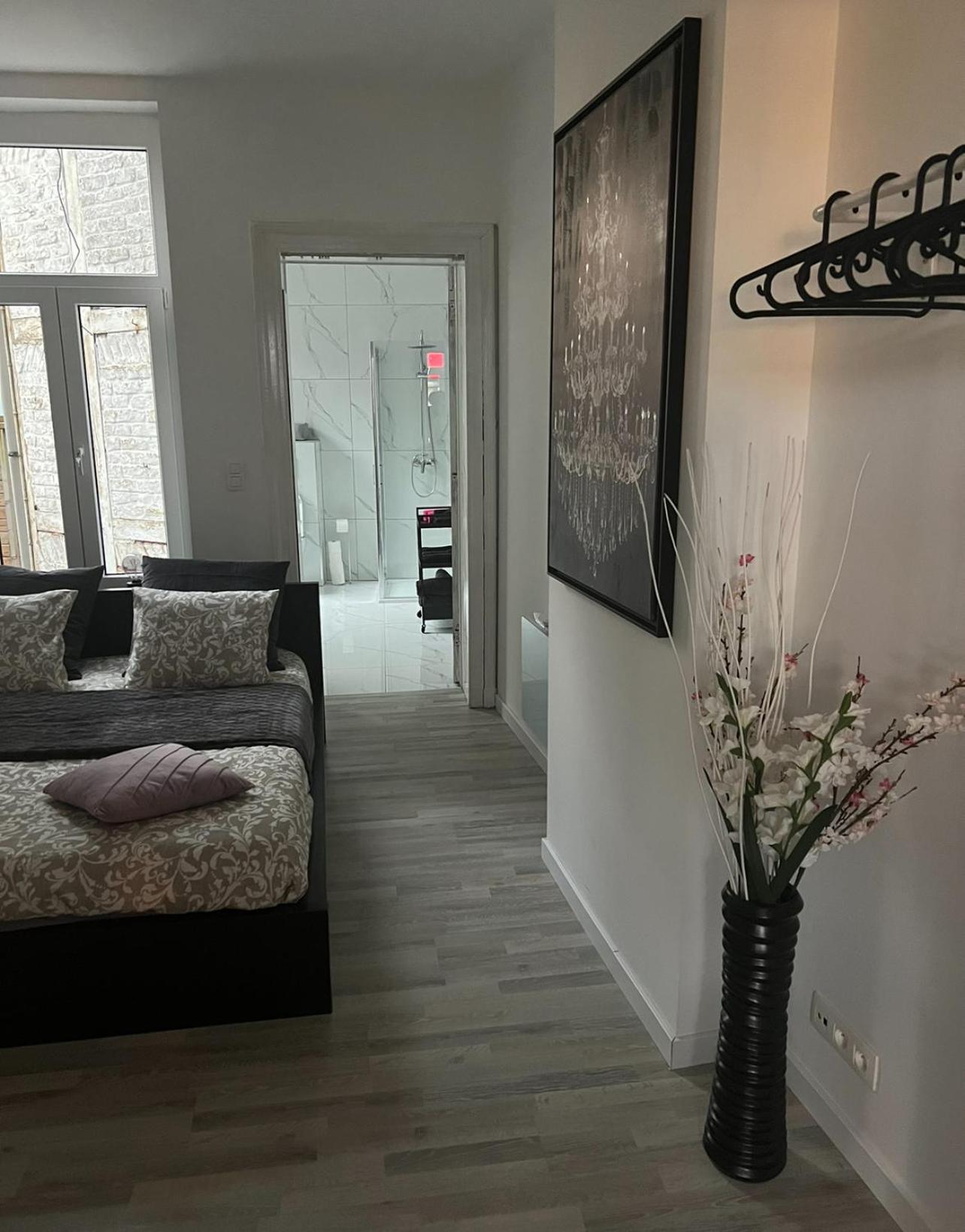 Romeo Et Juliette Apartment Спа Екстериор снимка